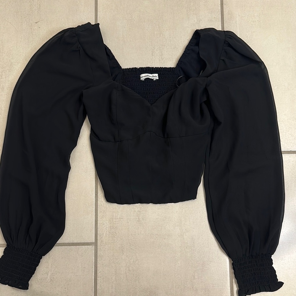 Abercrombie and fitch sheer sleeve crop top
